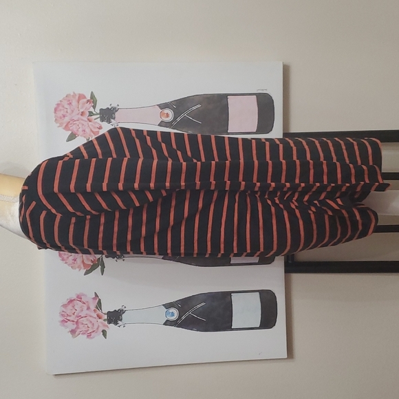 Isabel Maternity top size large - Picture 6 of 10